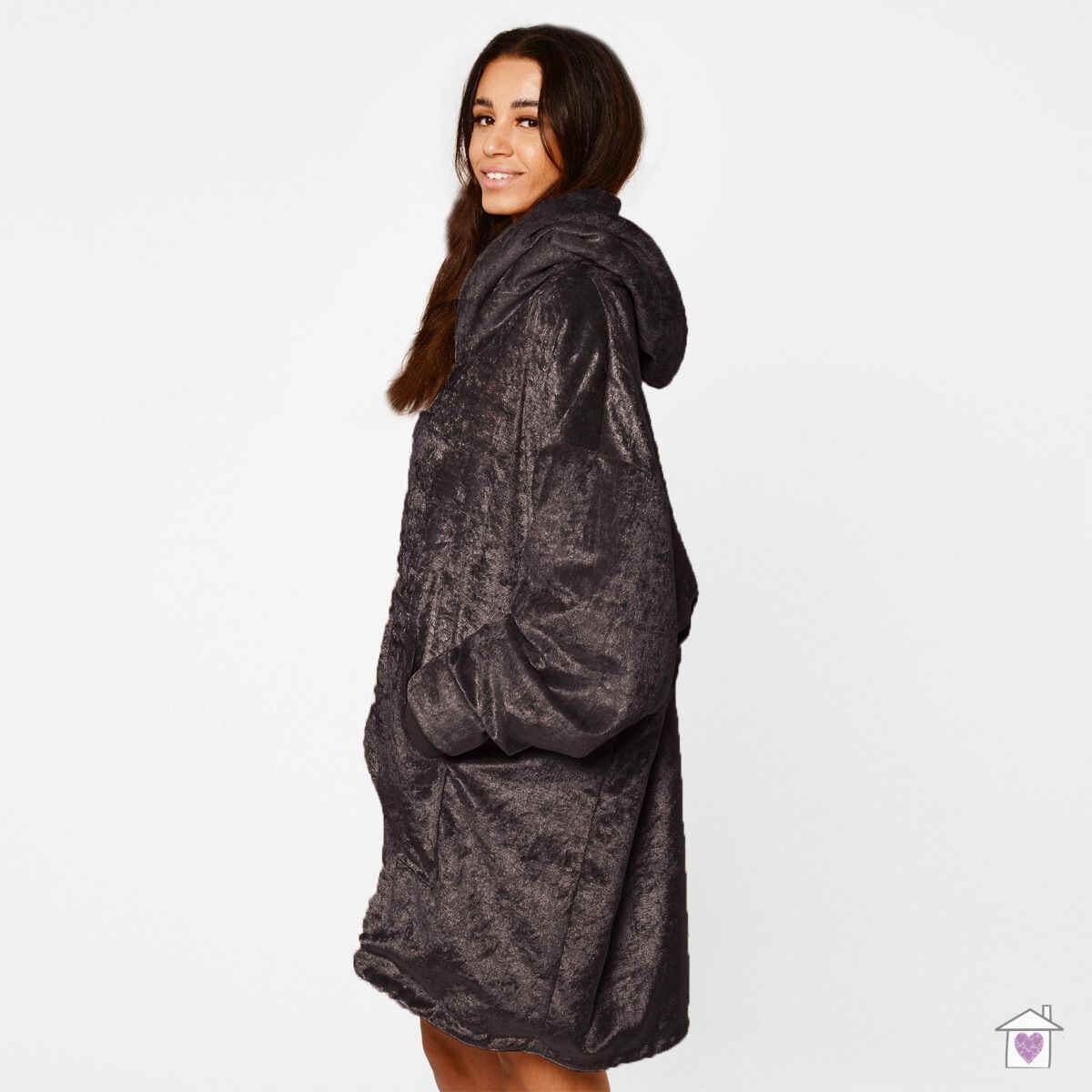 Crushed Velvet Hooded Blanket- Charcoal - Image 5
