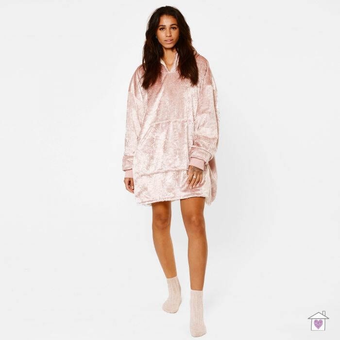 Crushed Velvet Hooded Blanket- Blush Pink - Image 5