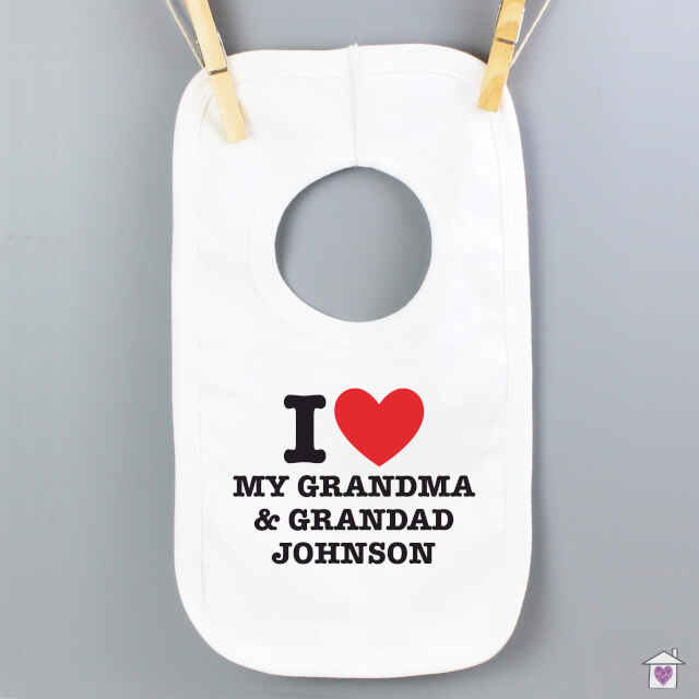Personalised I HEART 0-3 Months Baby Bib - Image 3