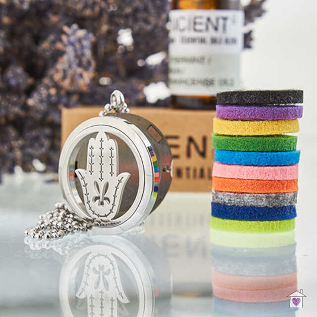 Aromatherapy Necklace - Hand of Fatima 30mm - Image 3