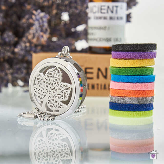 Aromatherapy Necklace - Leaf 30mm - Image 4