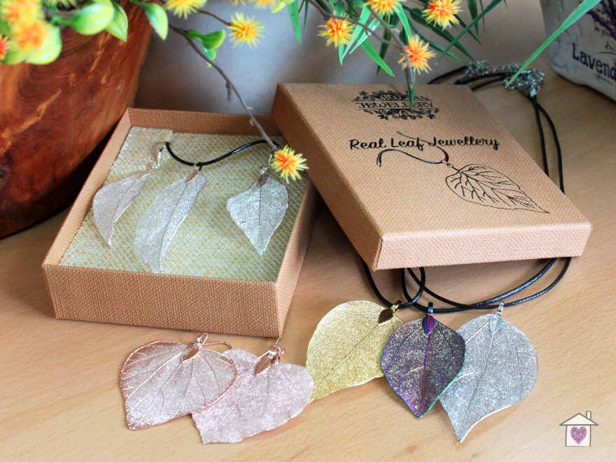 Necklace & Earring Set - Bravery Leaf - Gold - Image 4