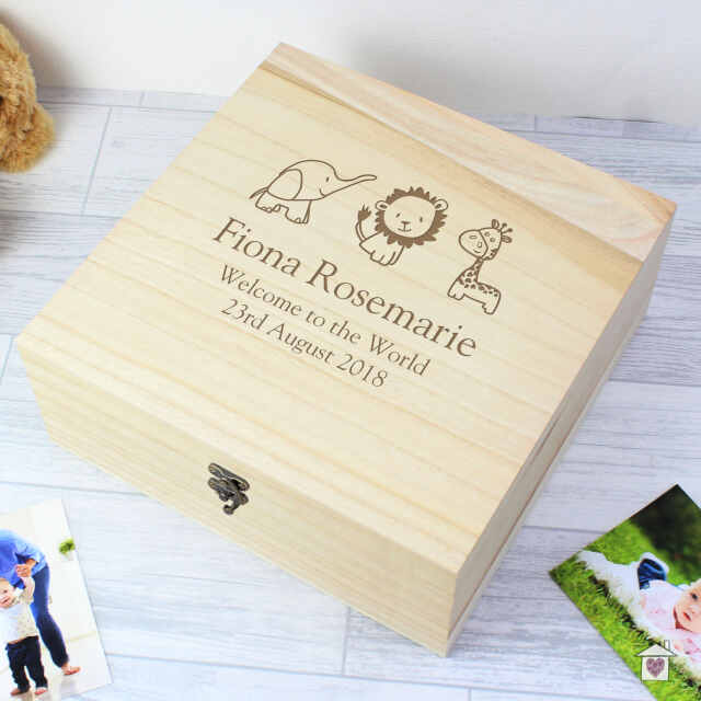 Personalised Hessian Friends Large Wooden Keepsake Box - Image 4
