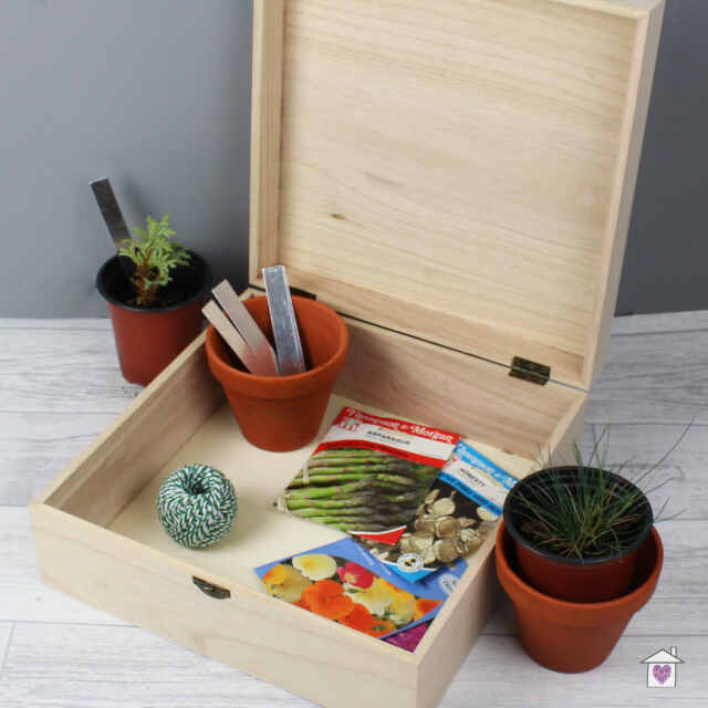 Personalised Floral Large Wooden Keepsake Box - Image 6