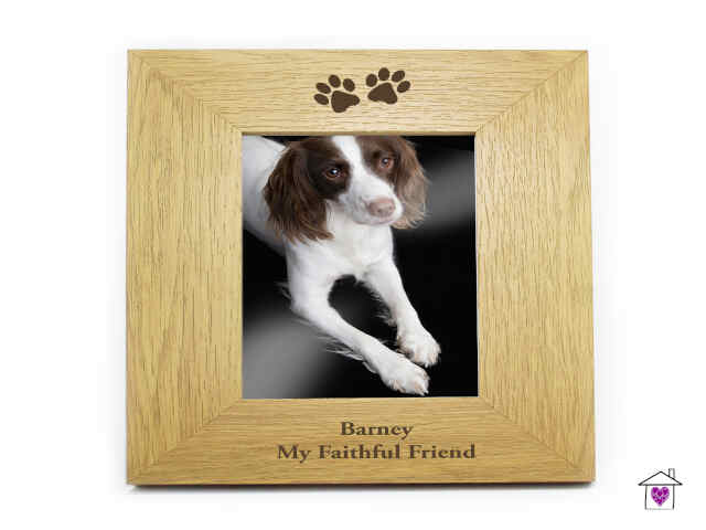 Personalised Oak Finish 4x6 Paw Prints Photo Frame
