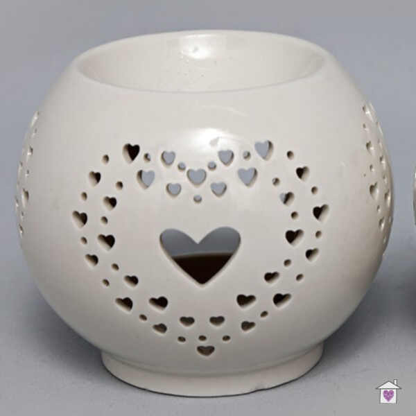 Rounded Heart Cut Out Oil Burner - Image 2